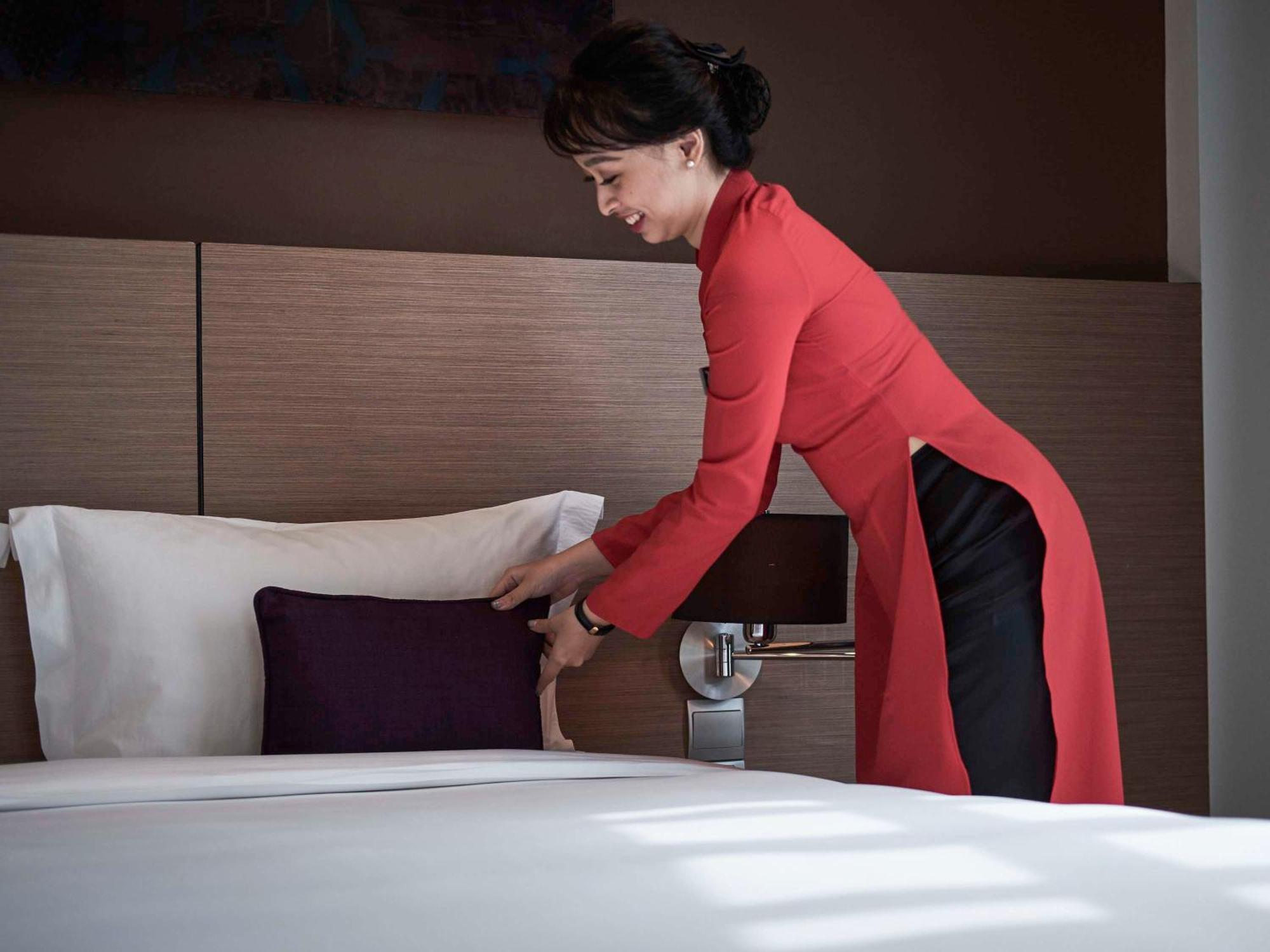 Mercure Hanoi La Gare Hotel Exterior photo