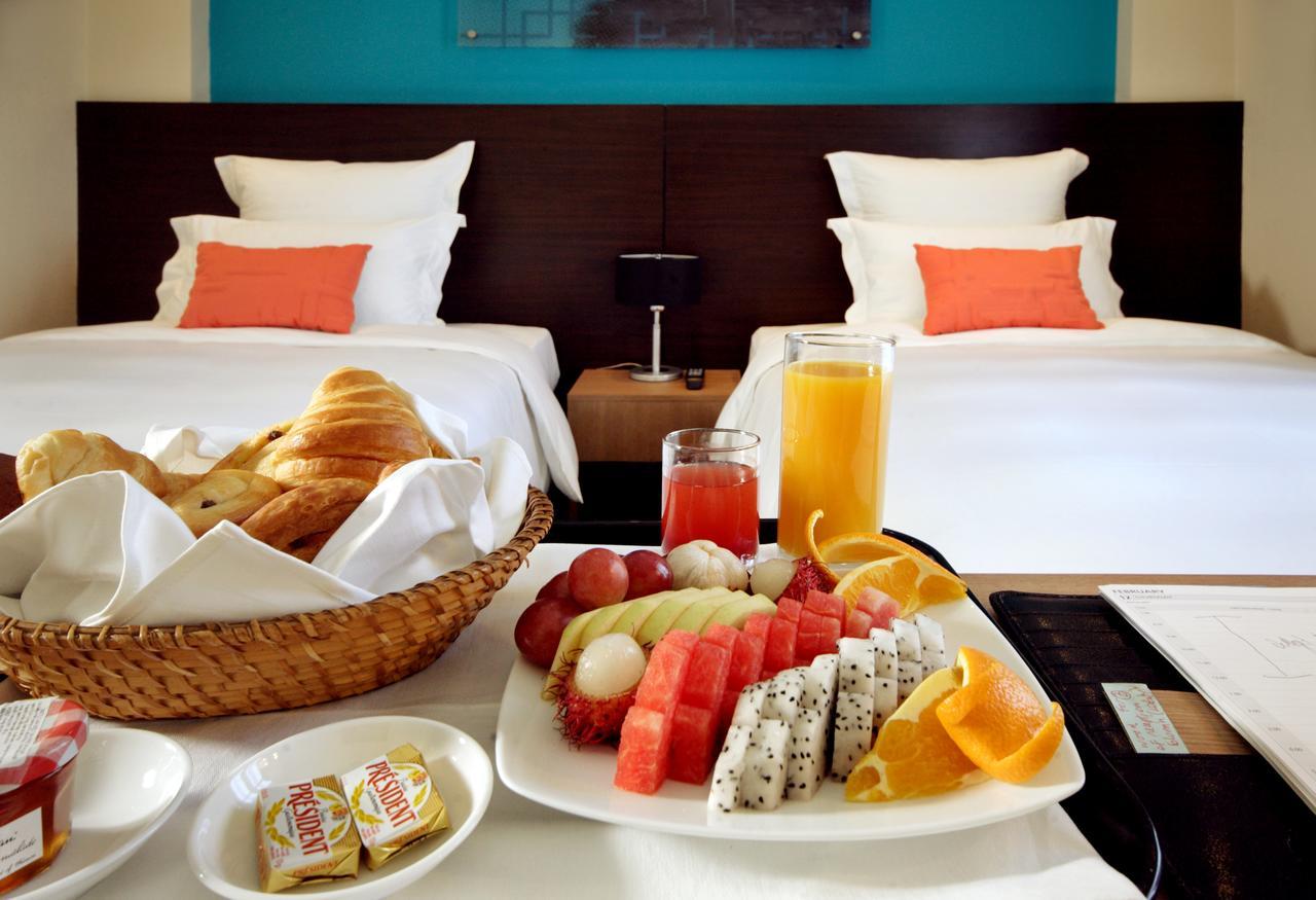 Mercure Hanoi La Gare Hotel Exterior photo